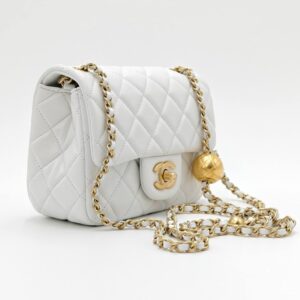 صاك Chanel Classic  مع العلبة