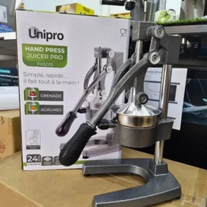 عصارة الفواكه والرمان من العلامة التجارية Unipro